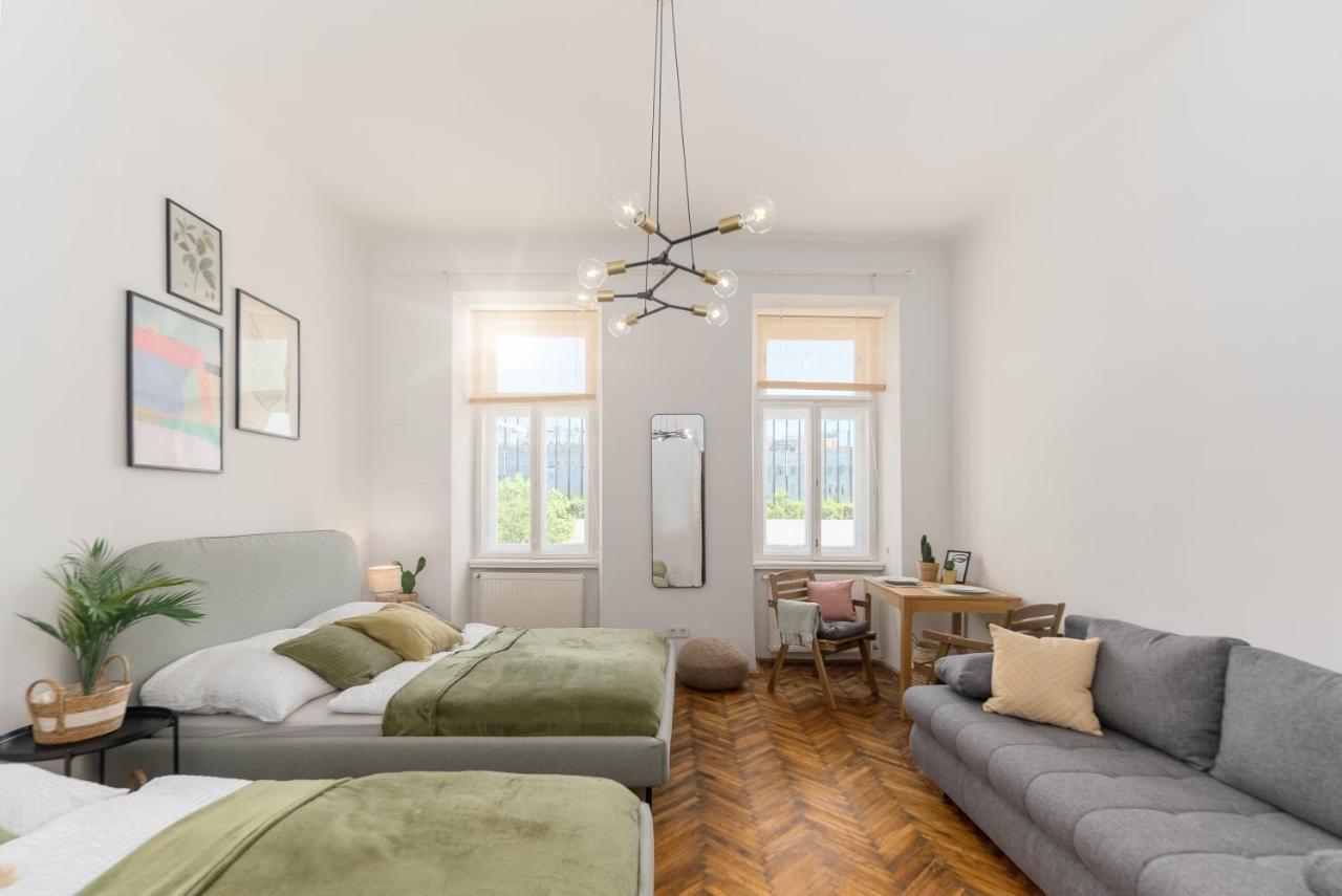 Double King bed home,Netflix, Highspeed Wifi Wien Exterior foto