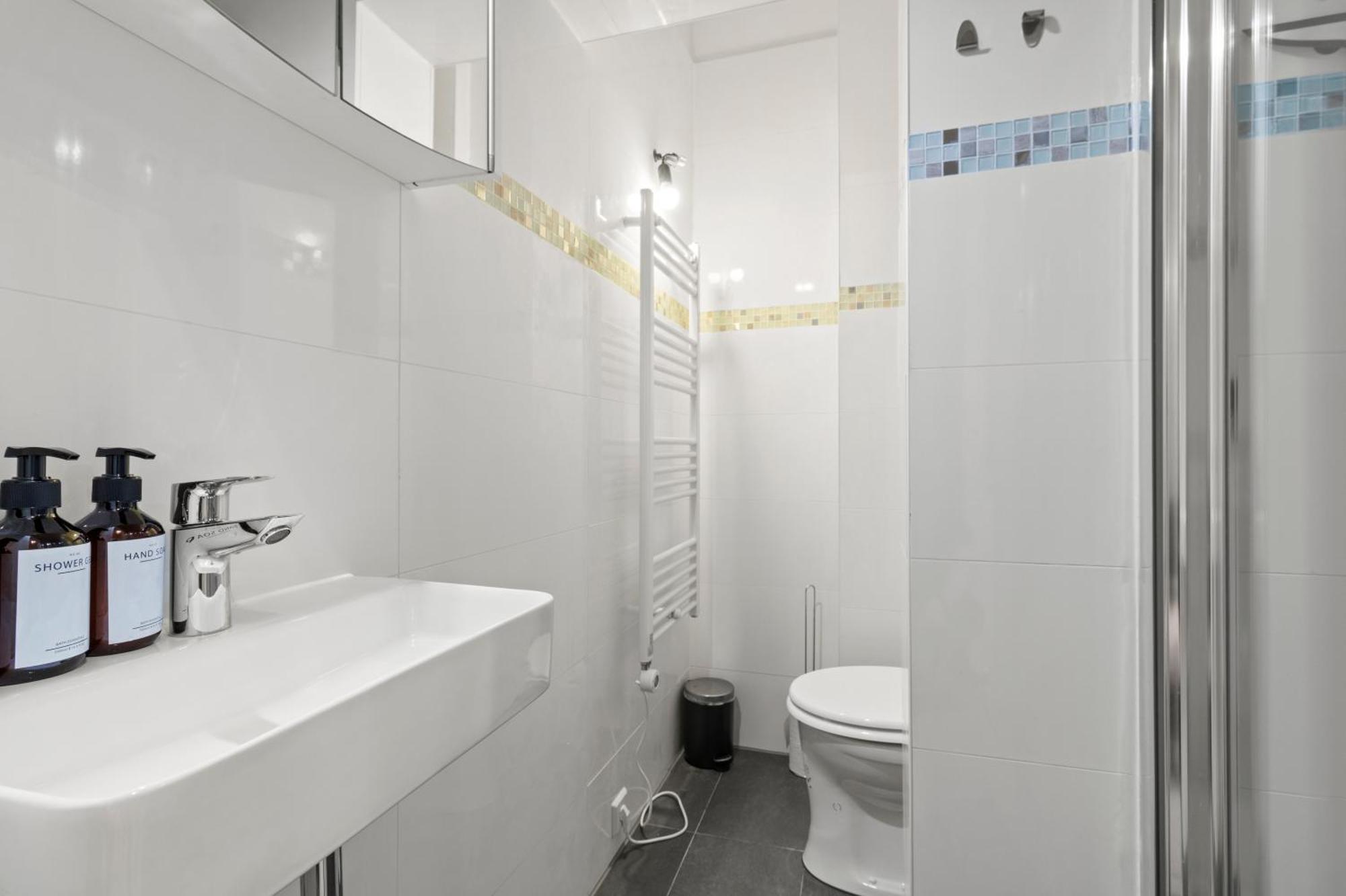Double King bed home,Netflix, Highspeed Wifi Wien Exterior foto